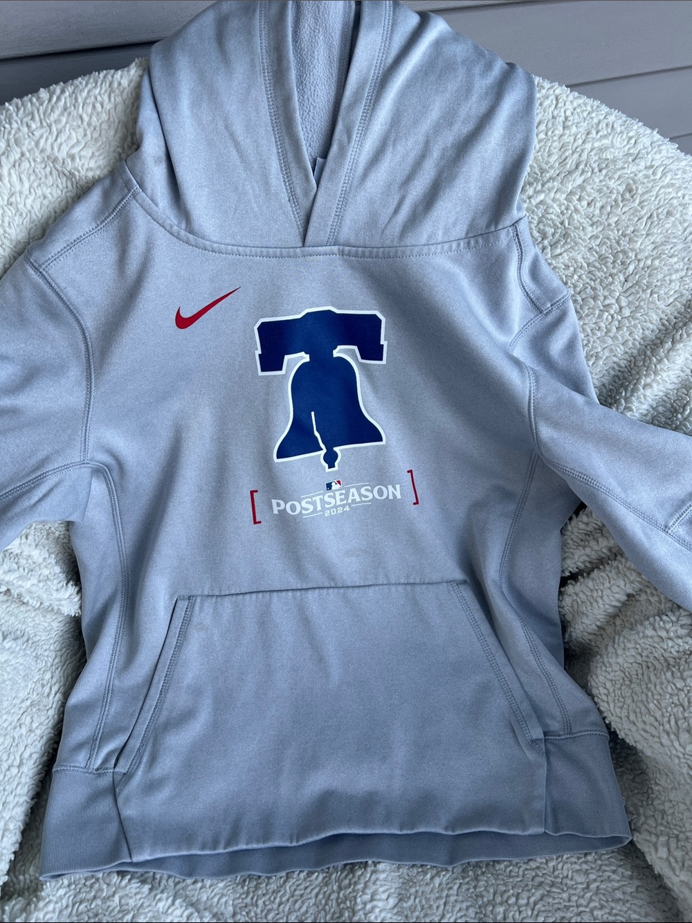 Kids Nike Light Gray Pullover Hoodie with Black Swoosh